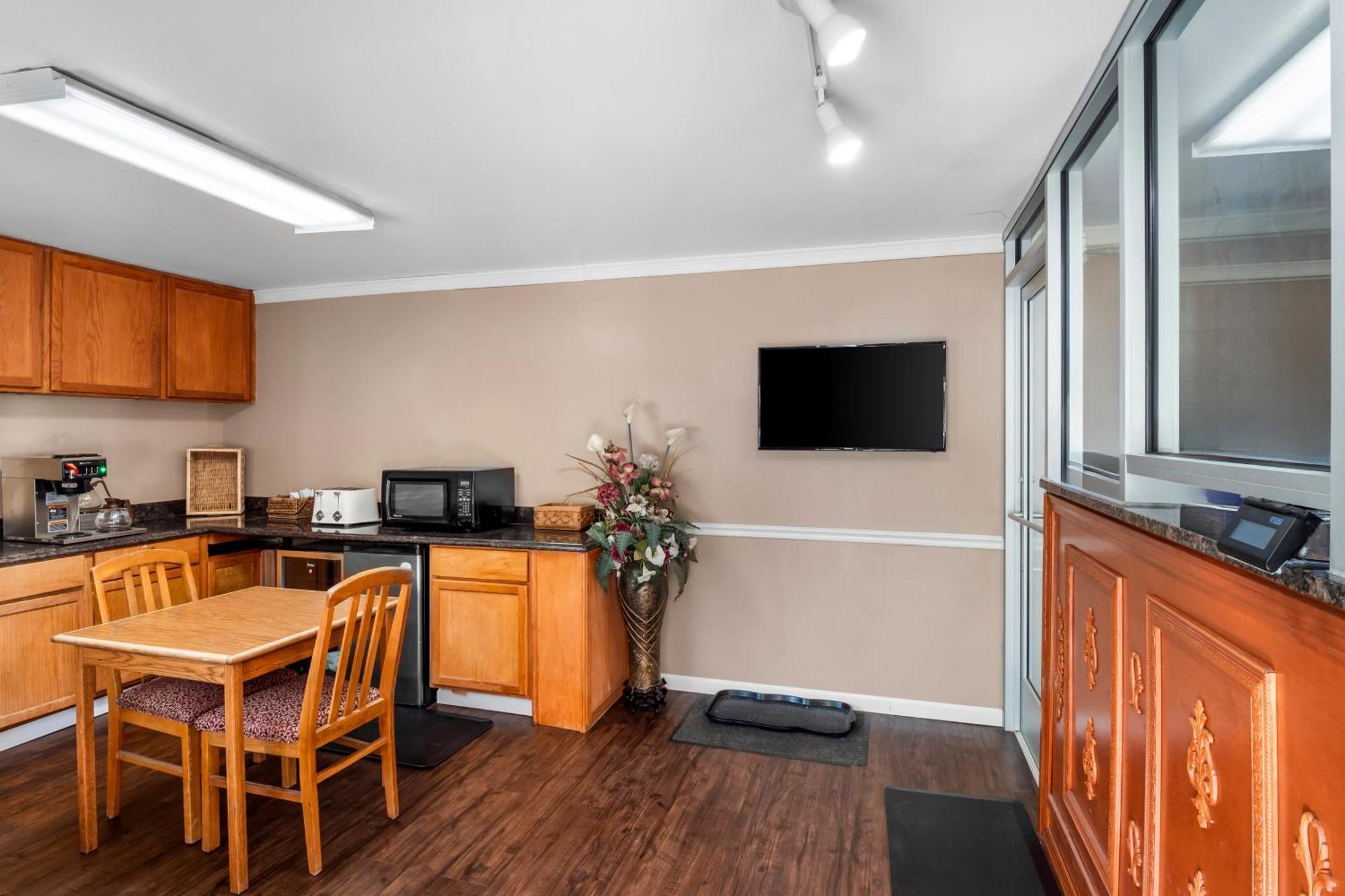 Americas Best Value Inn Jonesville/Hillsdale Luaran gambar