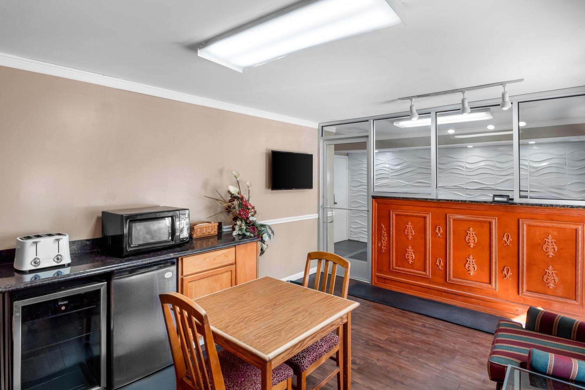 Americas Best Value Inn Jonesville/Hillsdale Luaran gambar